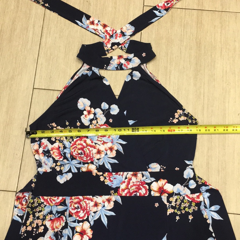 Women’s Divine Flower Dress 🌺 🌸 - Picture 5 of 8